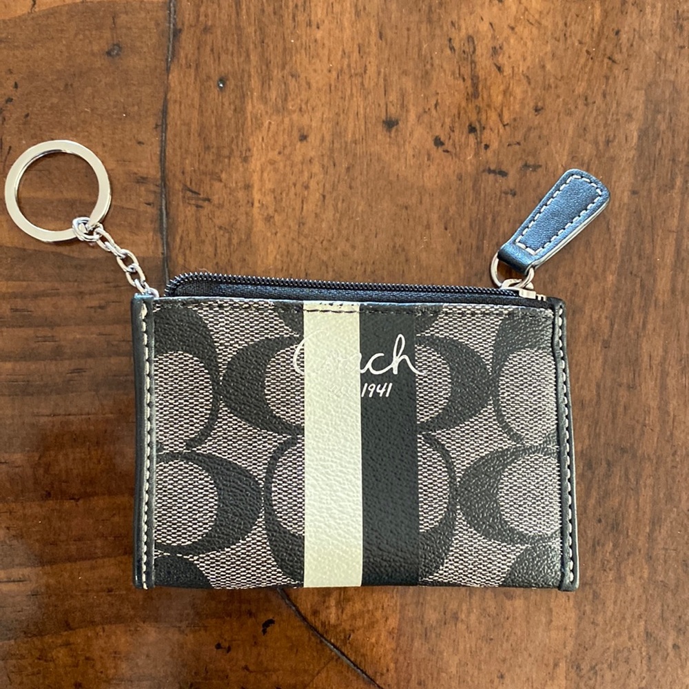 Coach Zip Coin Purse CC Pattern